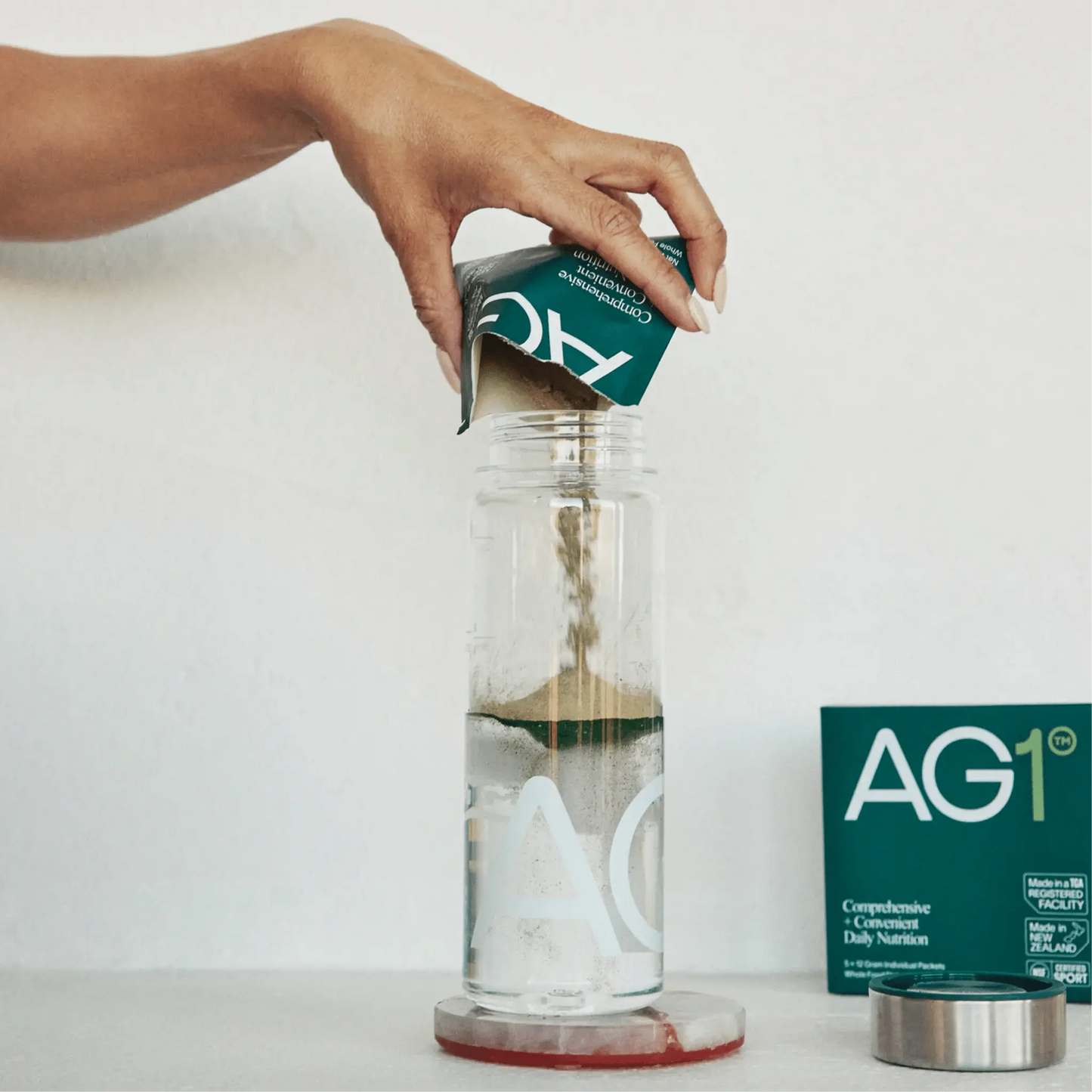 AG1 Athletic Greens Bottle Shaker - 475 ml - Serendipity Australia